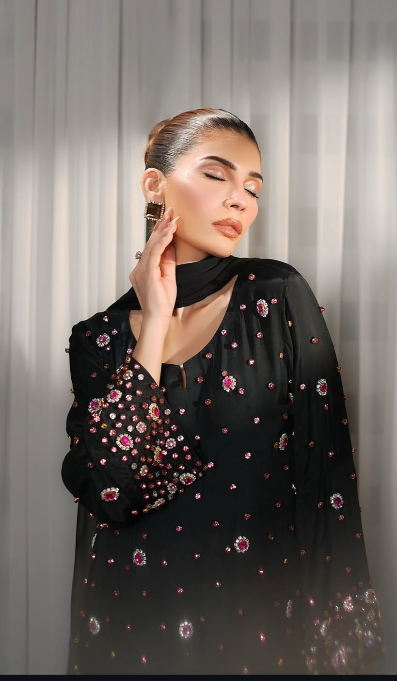 3-Piece Short Shirt Suit – Silk Fabric with Handmade Stone Work