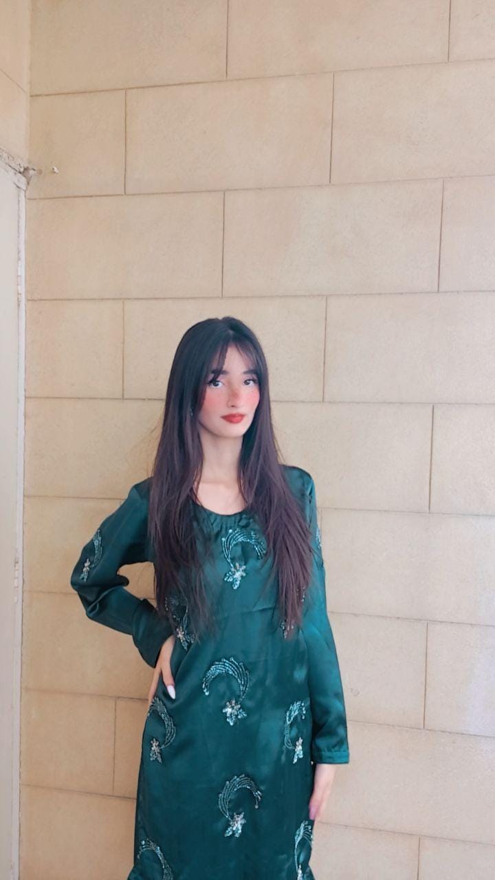 2-Piece Short Shirt Suit – Silk Fabric with Kat Dana Work