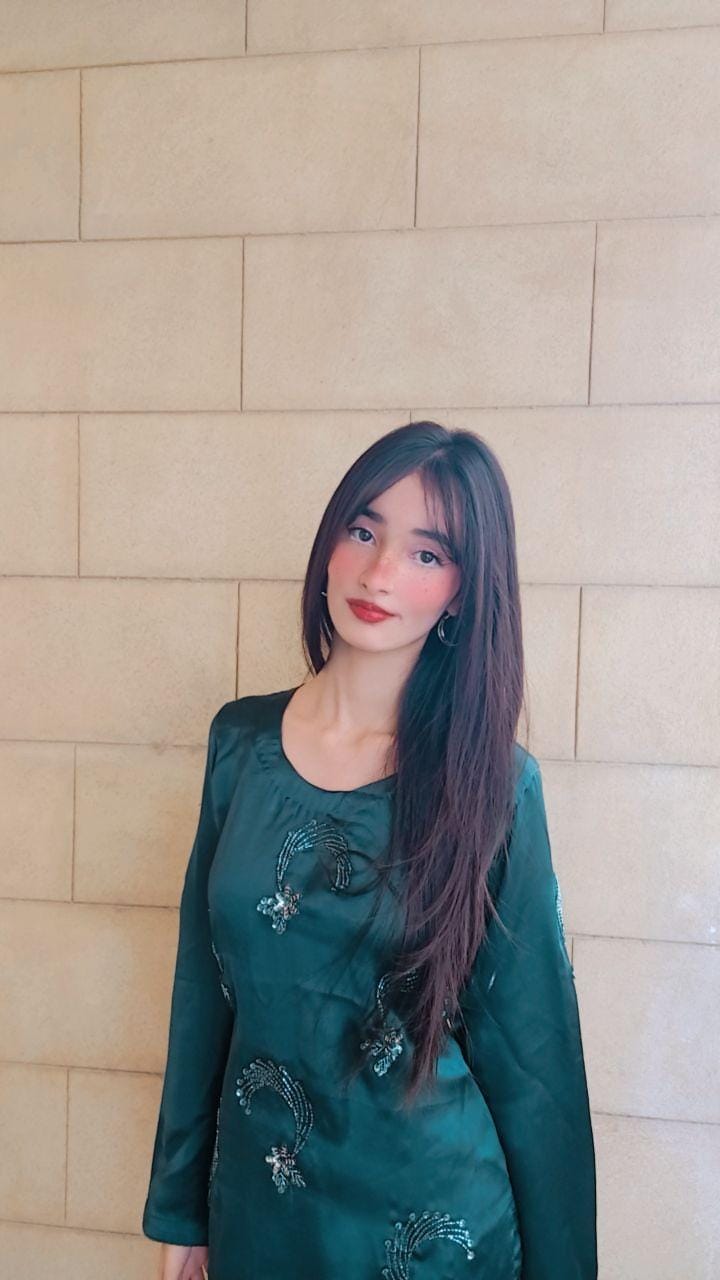 2-Piece Short Shirt Suit – Silk Fabric with Kat Dana Work