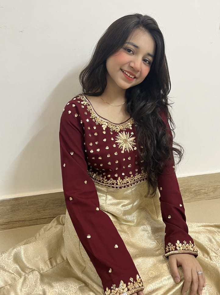 Maxi 2-Piece Suit – Banarsi & Silk Fabric