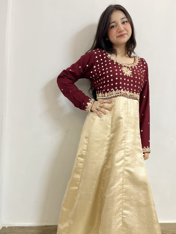 Maxi 2-Piece Suit – Banarsi & Silk Fabric